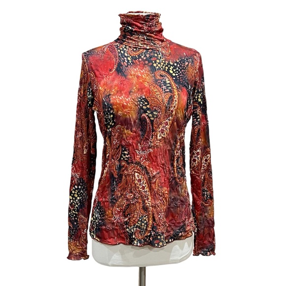 Sno Skins Red Paisley Crinkled Gathered Turtleneck Size Large - Picture 15 of 15